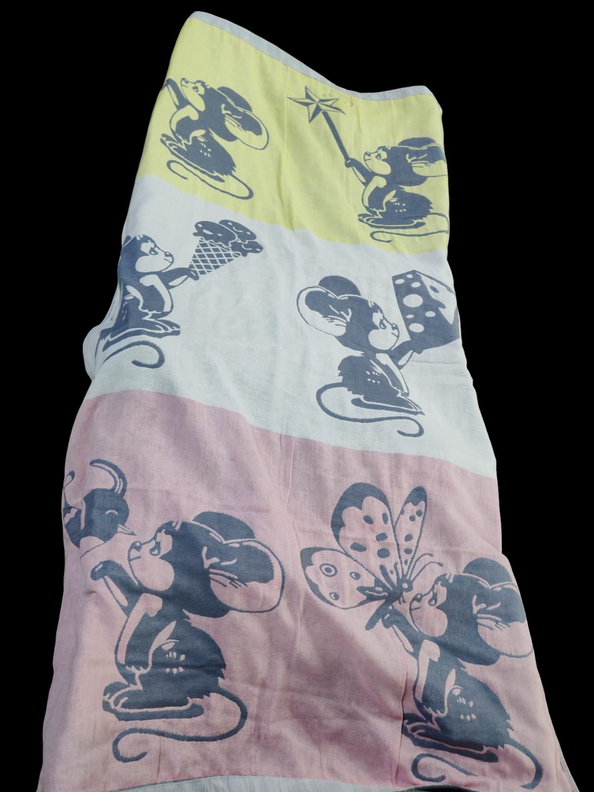 TOALLA DE BANO ESTAMPADA