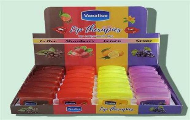 LABIAL BRILLO VESALINA 8810