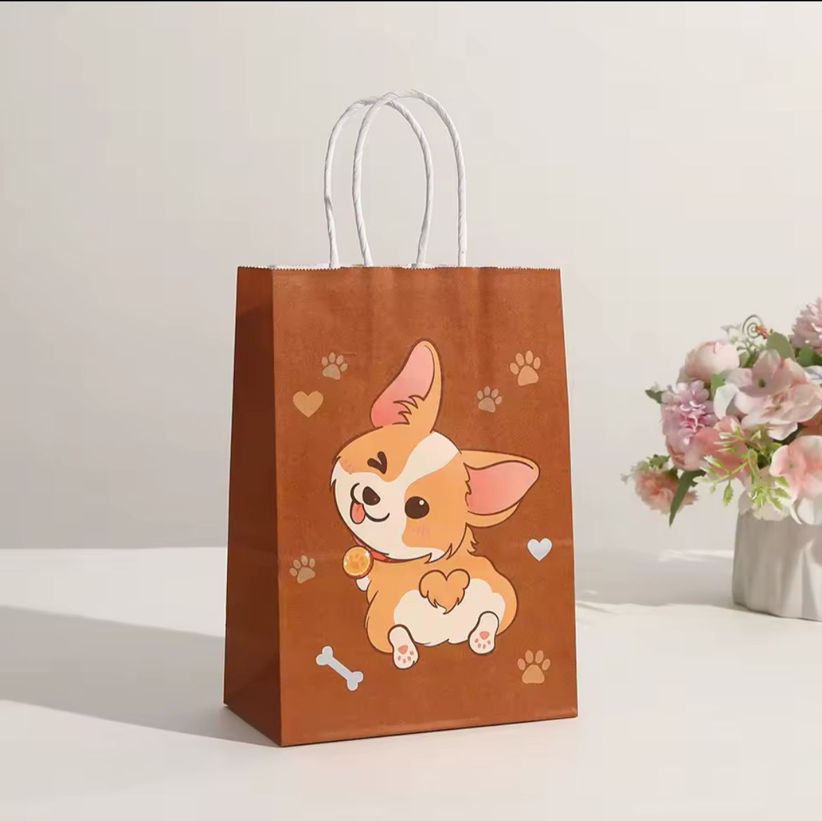 BOLSA REGALO PAPEL PERSONAJE 15*21 4